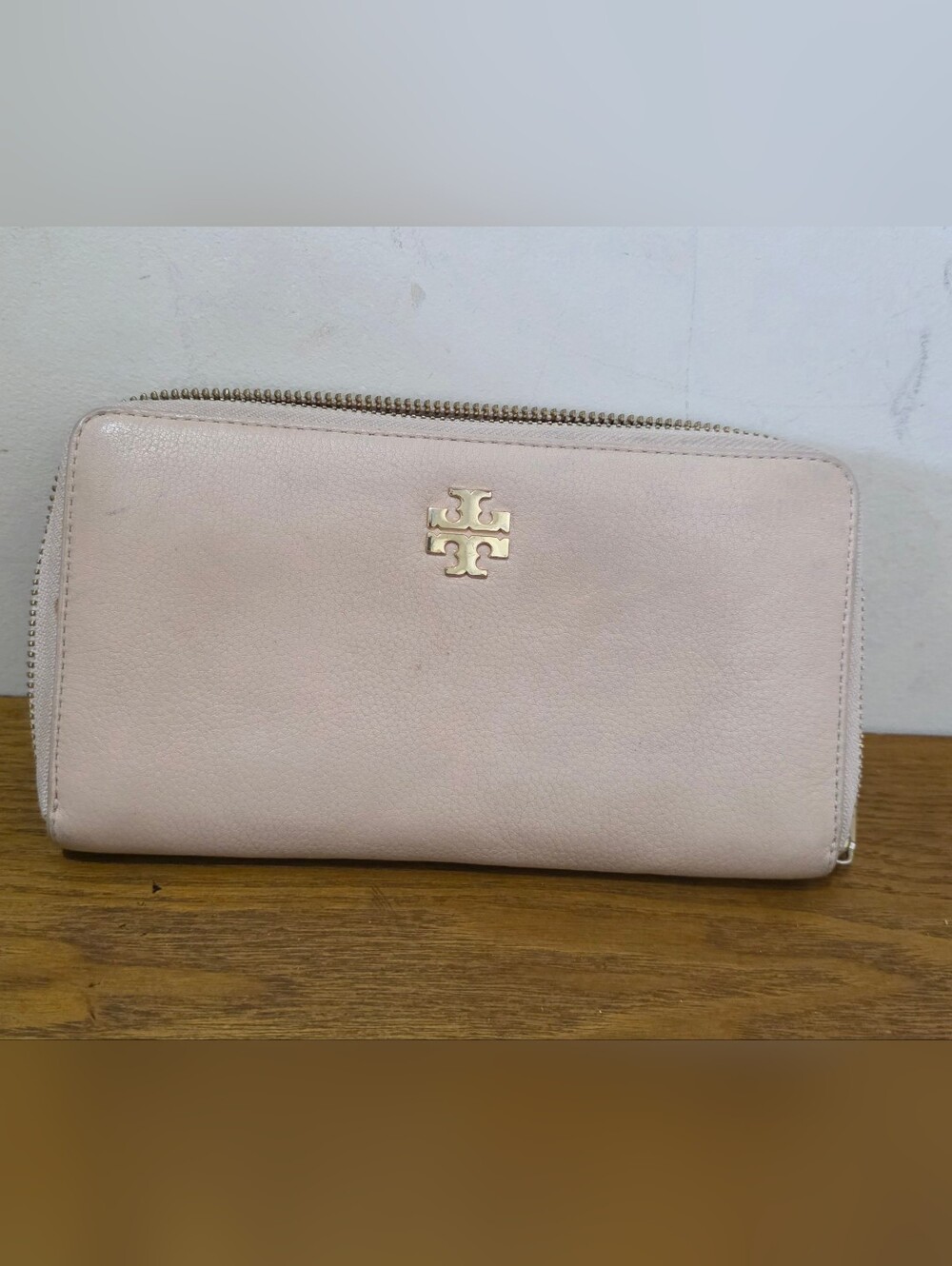 Tory Burch  Blush pink Pebbled Leather Wallet